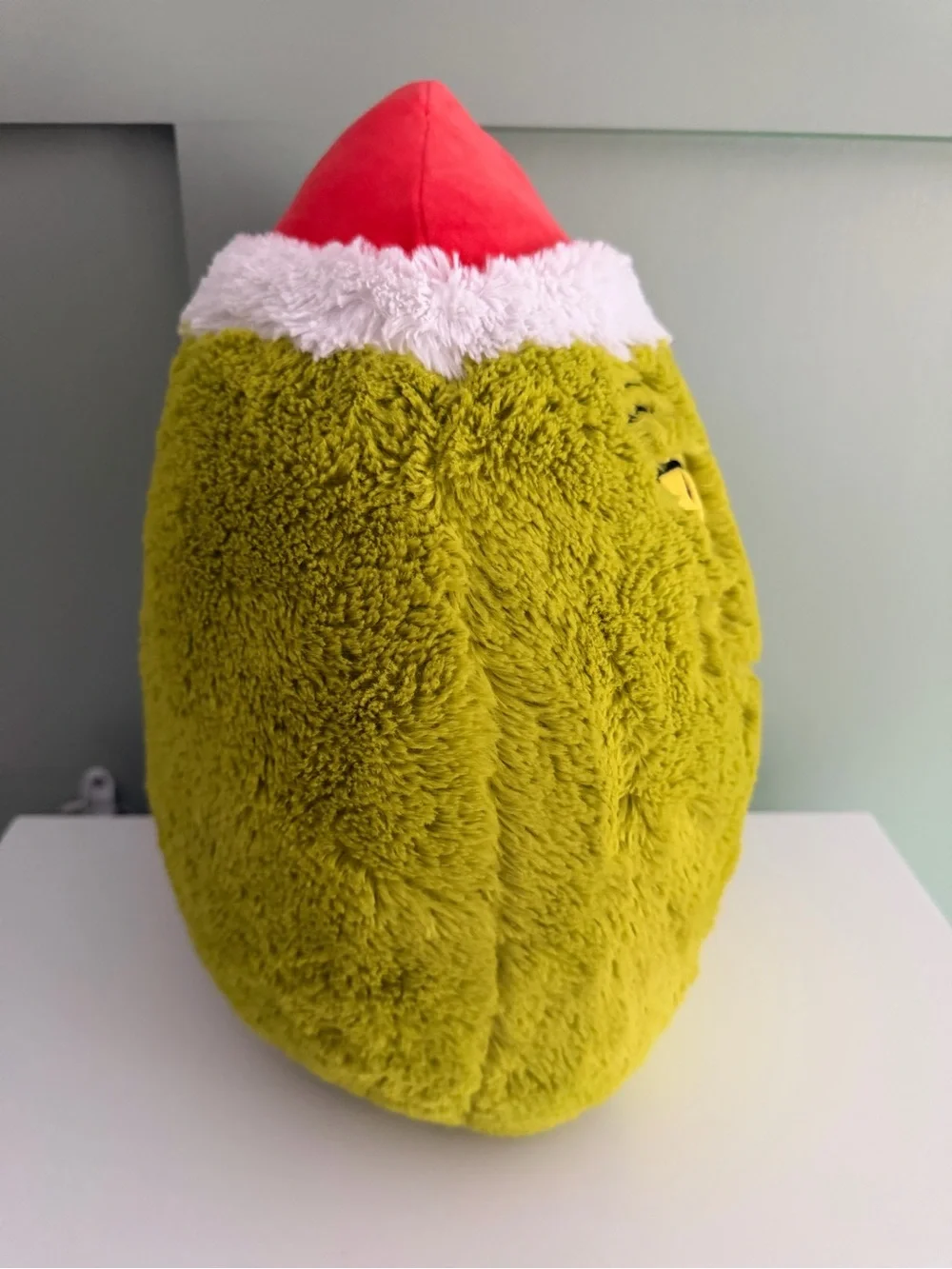 Squishmallows Fuzz-A-Mallows Grinch Green Plush with Santa Hat 2024